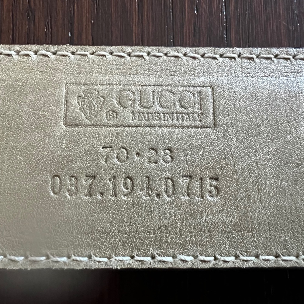 Vintage Gucci leather sage belt women’s size small, Italy